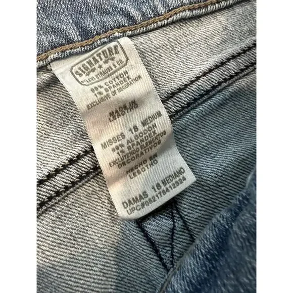 Levi’s Misses Low Rise Bootcut Zip Fly Light Wash Blue Stretch Jeans 18M 39x30 - Picture 8 of 11